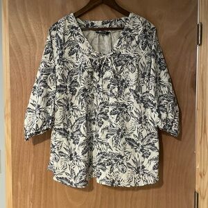 BloomChic Deep Blue and White Leaf Print Blouse